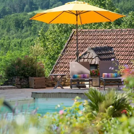 Сasa de vacaciones La Ferme Du Coustal *