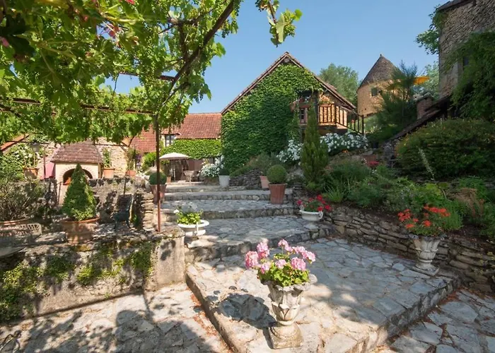 La Ferme Du Coustal Holiday home Vialot